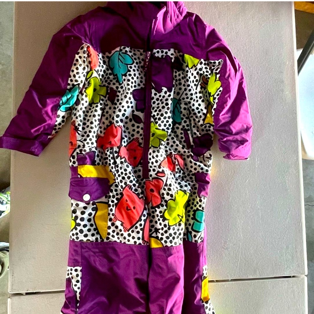 Burton girl snow suit